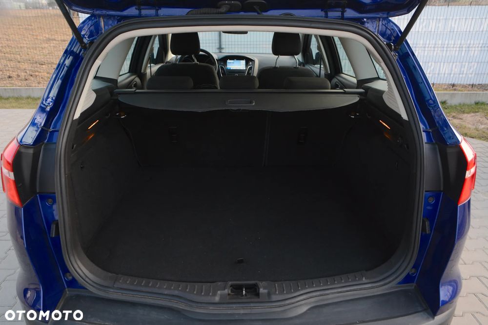 Ford Focus - 32