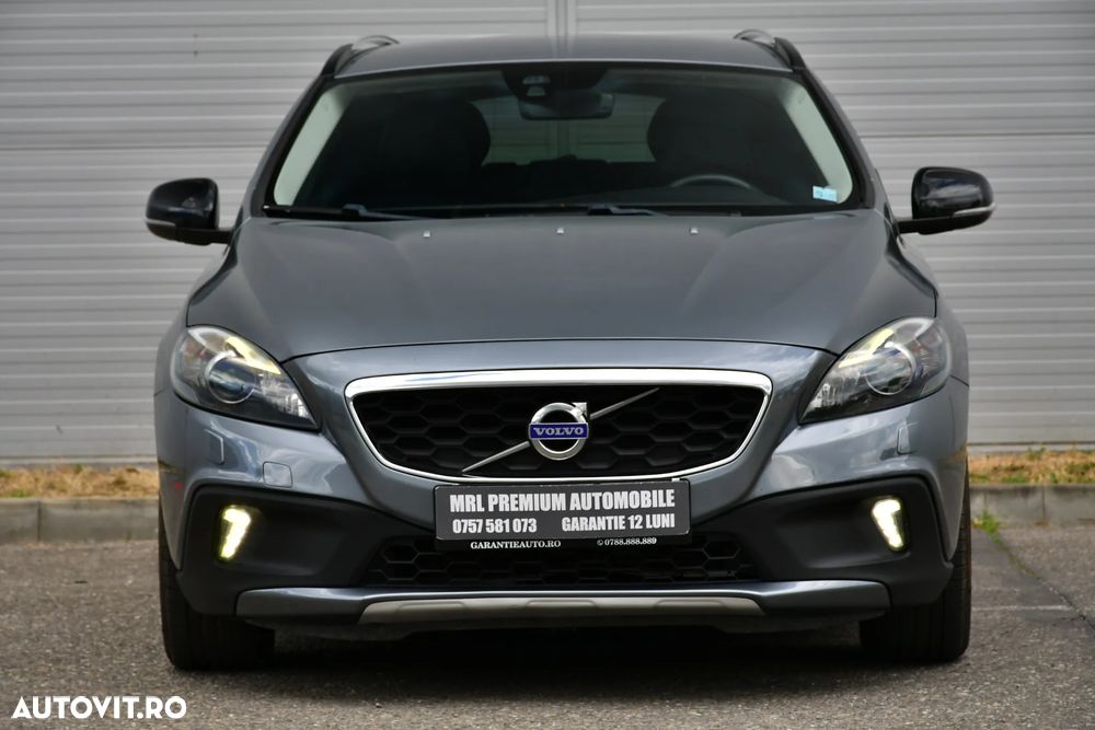 Volvo V40 D3 Geartronic Summum - 1
