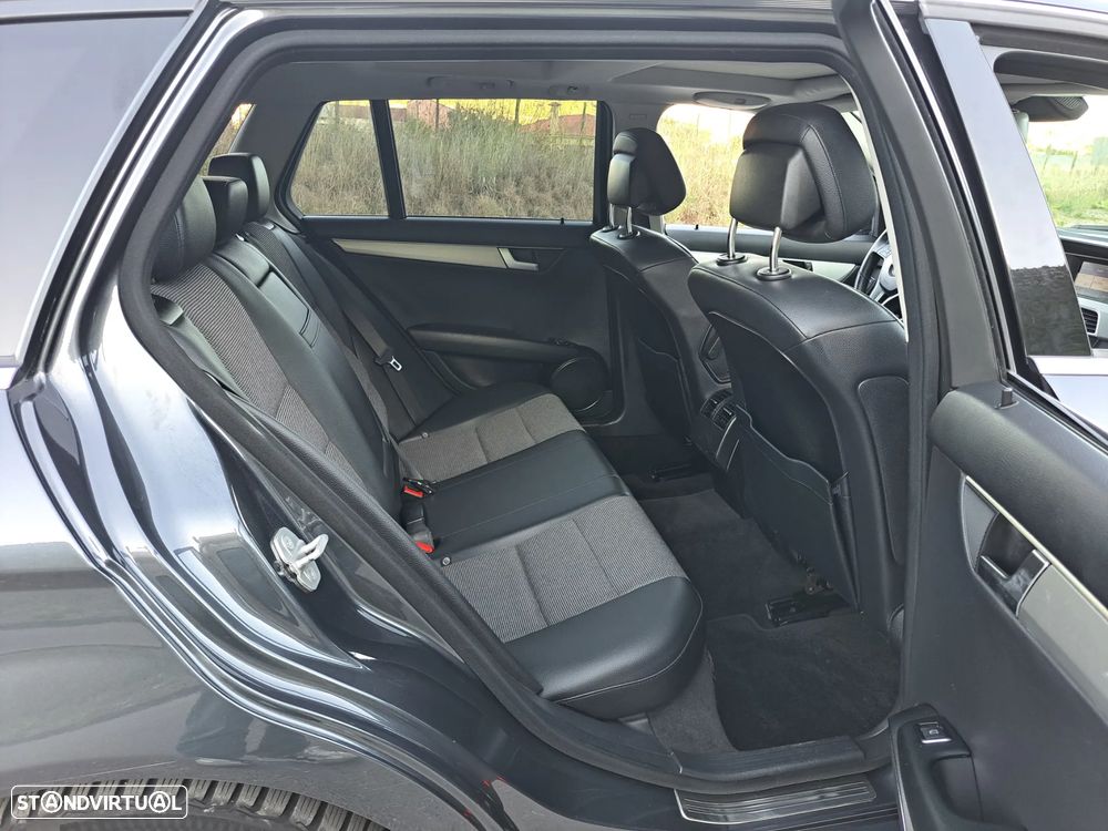 Mercedes-Benz C 220 - 29