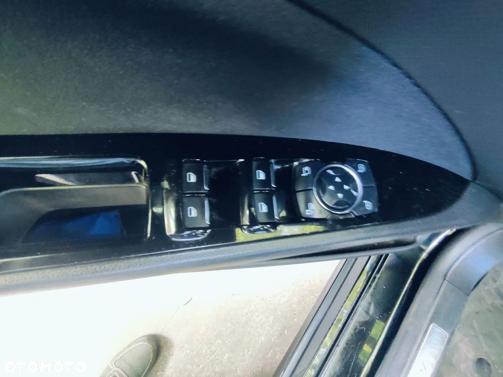 Ford Mondeo 1.5 EcoBoost Trend - 6
