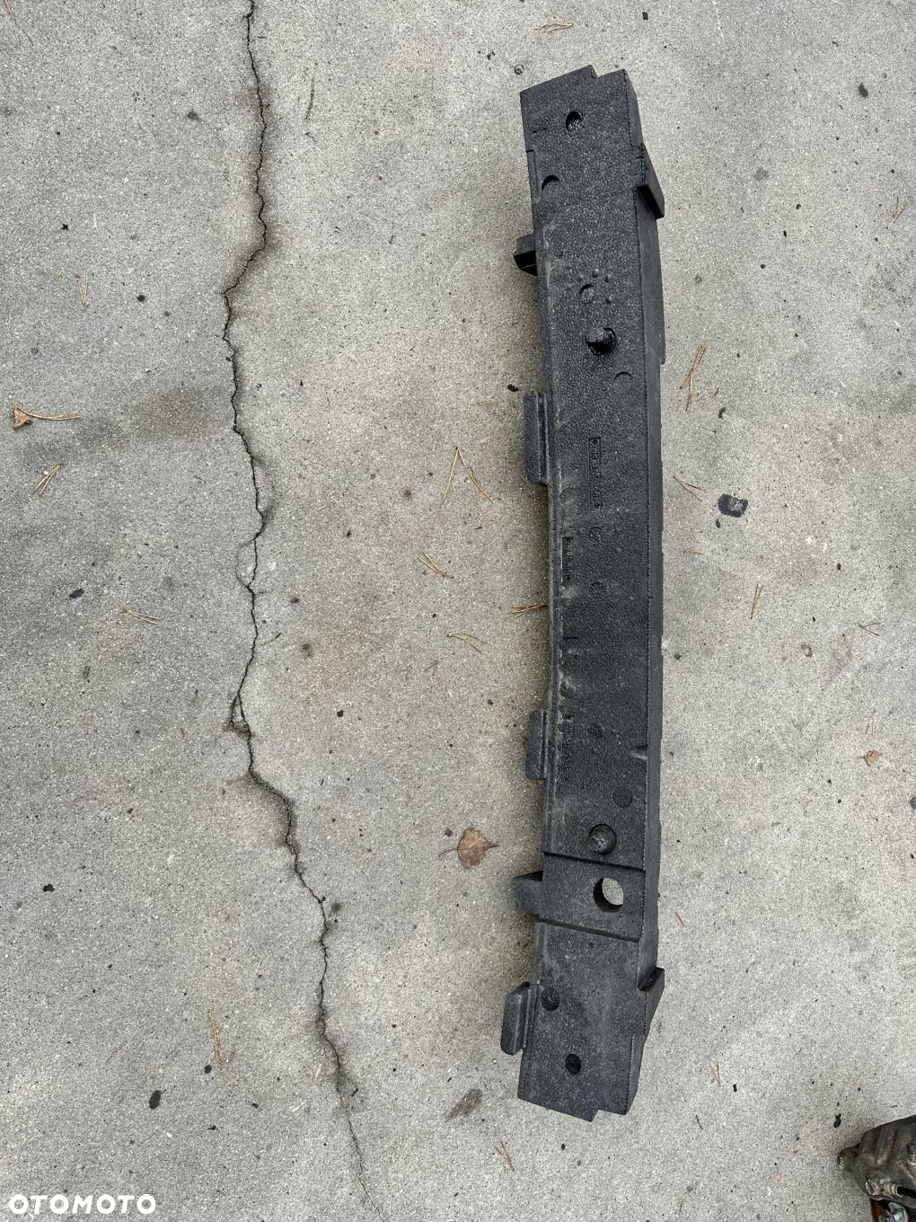 Absorber Zderzaka Przód Nissan Qashqai II J11 Lift 62090HV00A - 3