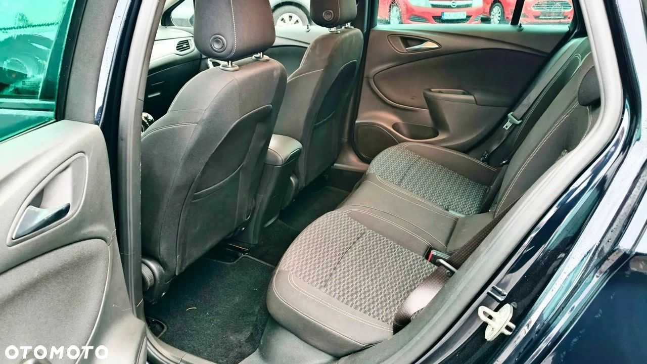 Opel Astra - 9