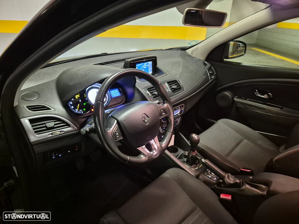 Renault Mégane Sport Tourer 1.5 dCi Limited SS - 24