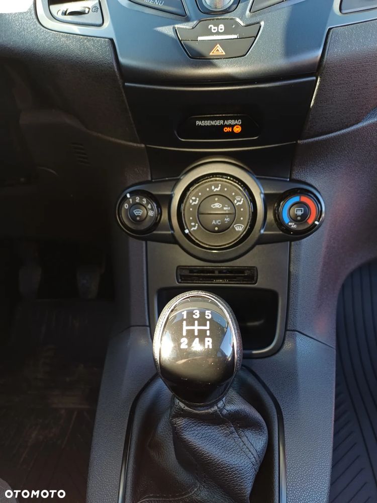 Ford Fiesta 1.0 EcoBoost Gold X EU6 - 18