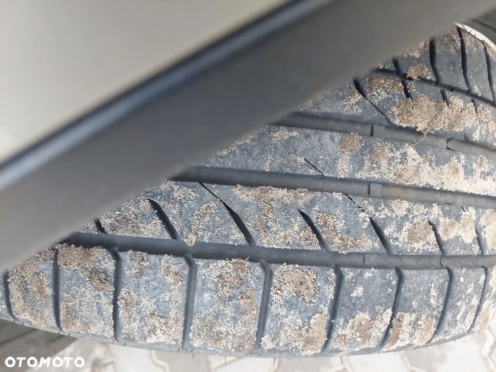 BMW X6 50i xDrive - 23