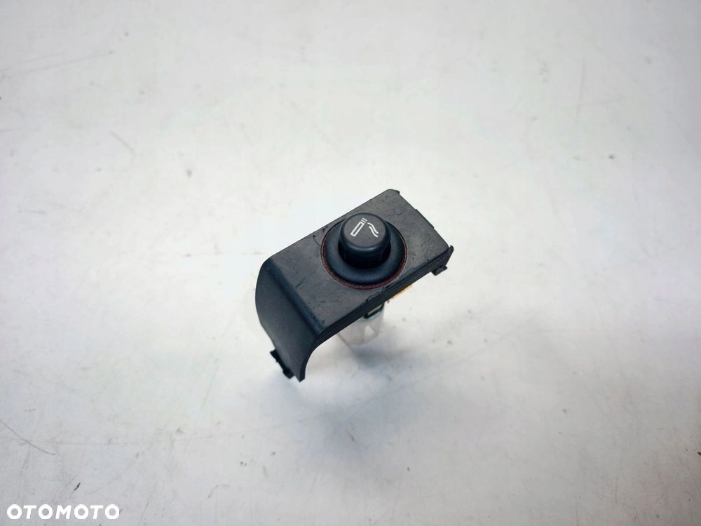 GNIAZDO ZAPALNICZKI + ZAPALNICZKA AUDI A3 8P LIFT A4 B7 8P0863387 - 2