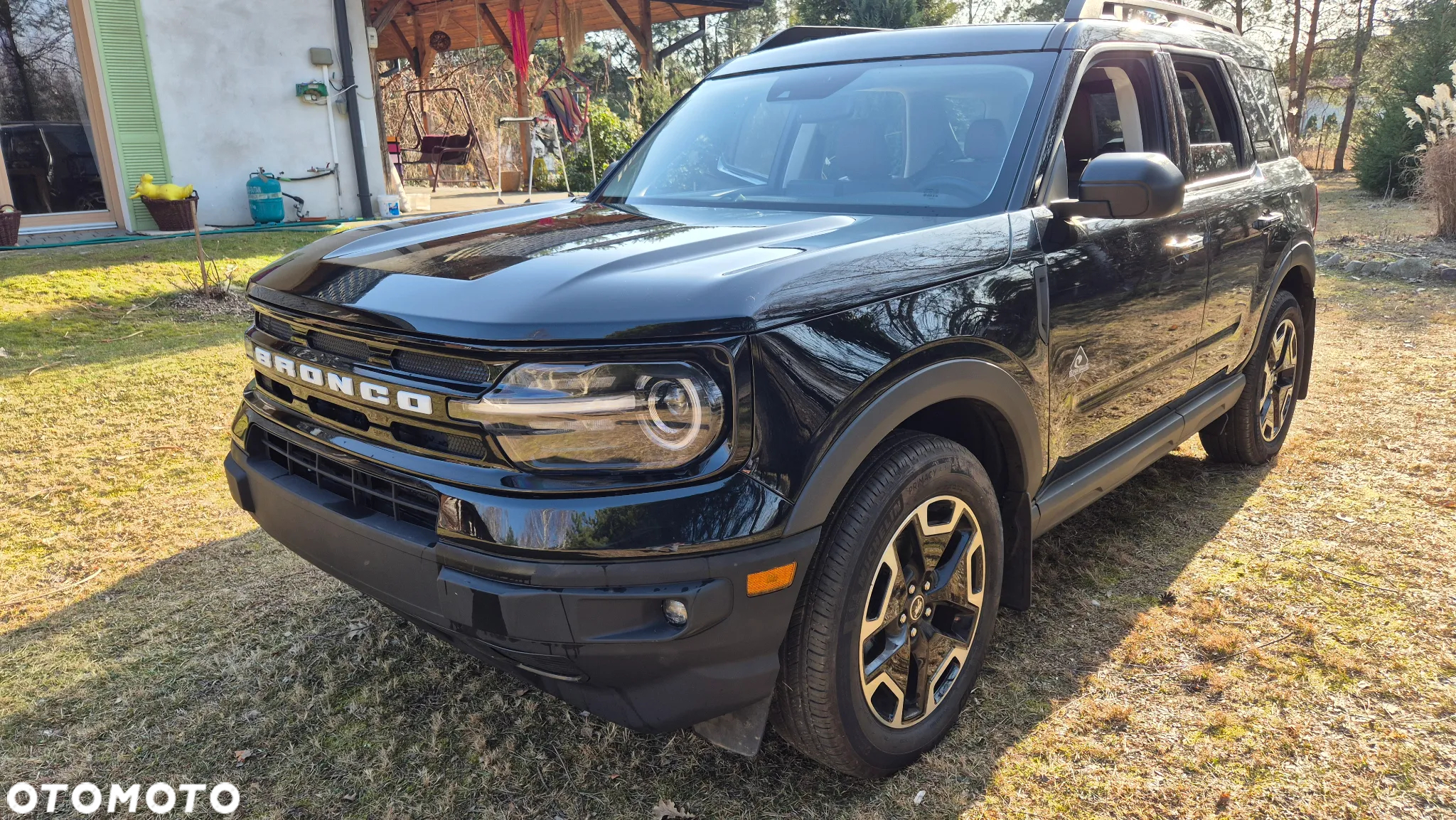 Ford Bronco - 3