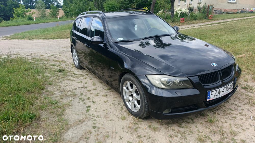 BMW Seria 3 320d - 4