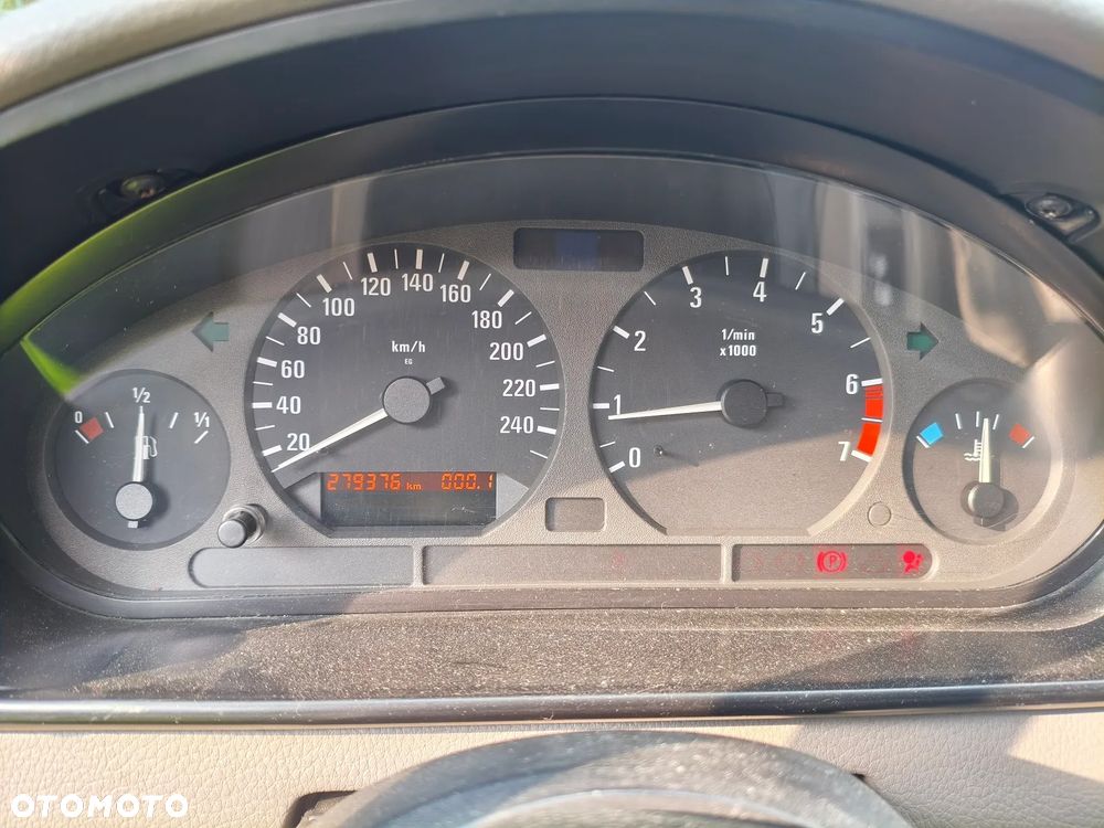 BMW Seria 3 - 20
