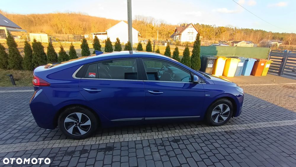 Hyundai IONIQ 1.6 GDI Premium - 5