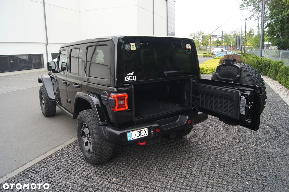 Jeep Wrangler - 16