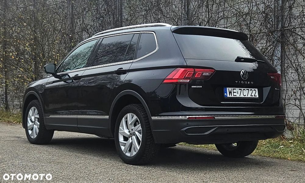 Volkswagen Tiguan Allspace 2.0 TSI 4Mot Life DSG - 2
