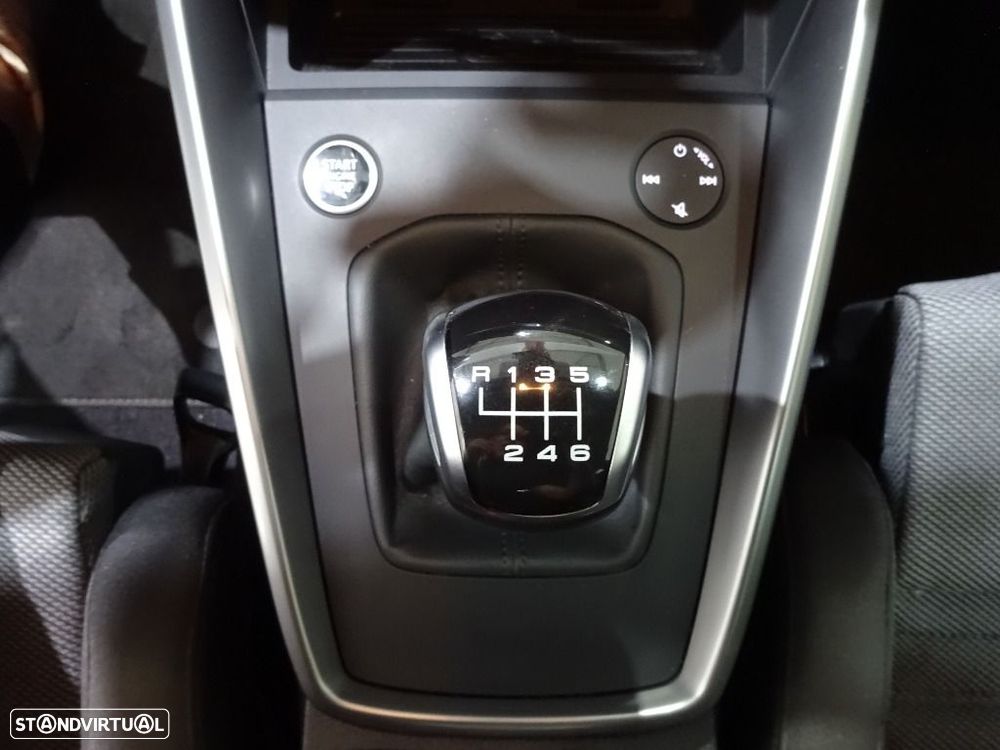 Audi A3 Sportback 30 TFSI Advanced - 32