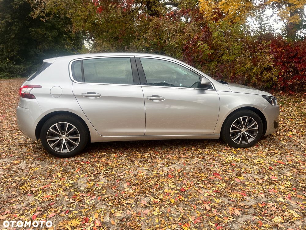 Peugeot 308 1.2 PureTech Allure S&S - 7