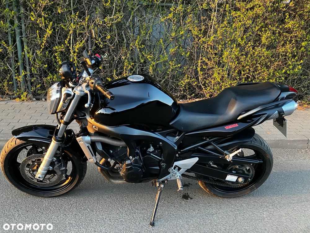 Yamaha FZ6 - 6
