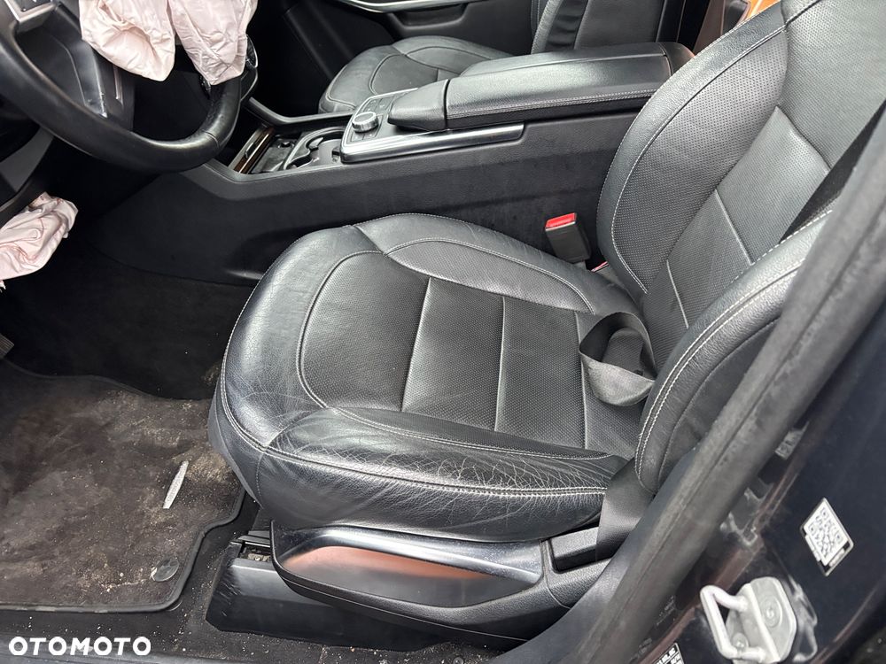 Mercedes-Benz GL - 24