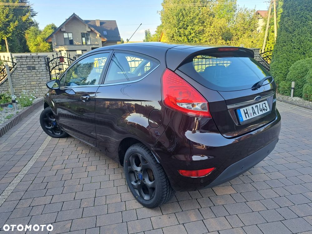 Ford Fiesta 1.25 Titanium - 10