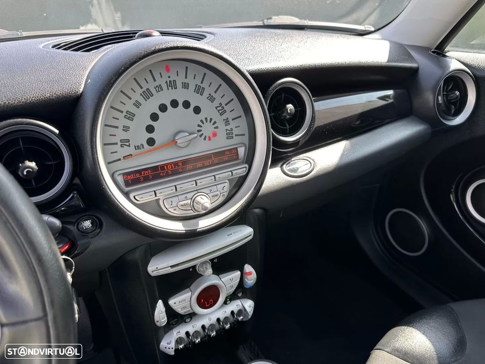 MINI Clubman Cooper D - 51