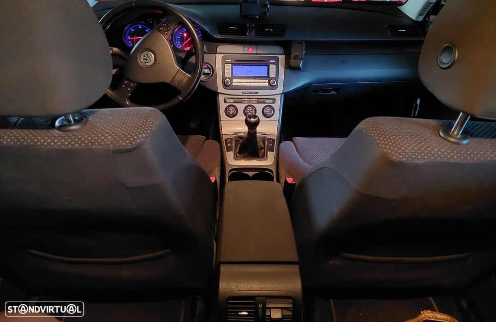 VW Passat 1.9 TDi Confortline - 10