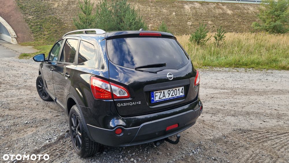 Nissan Qashqai+2 - 23