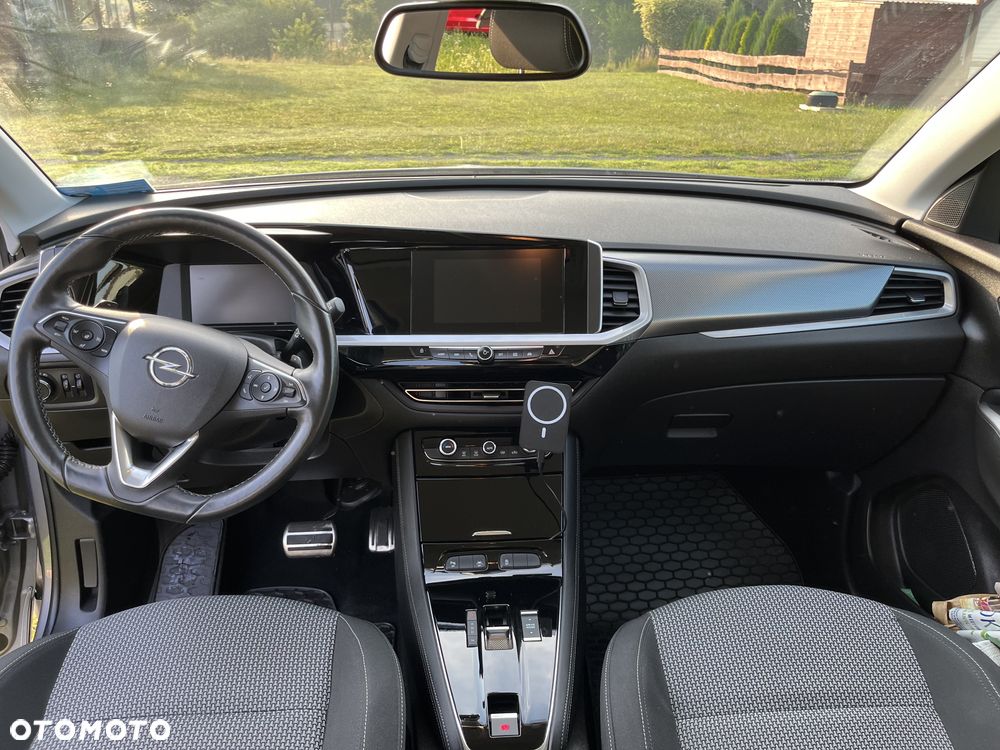 Opel Grandland 1.2 T Business Edition S&S - 15