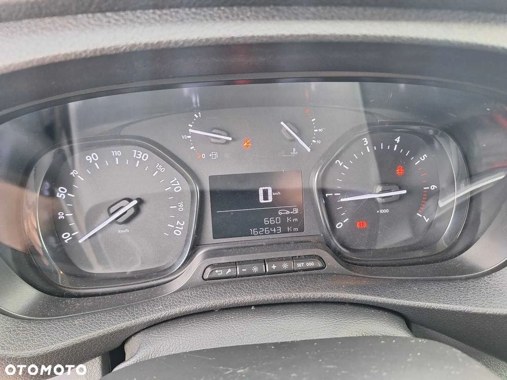 Toyota PROACE LONG 9 osób 2.0 145KM ASO serwisowana - 11