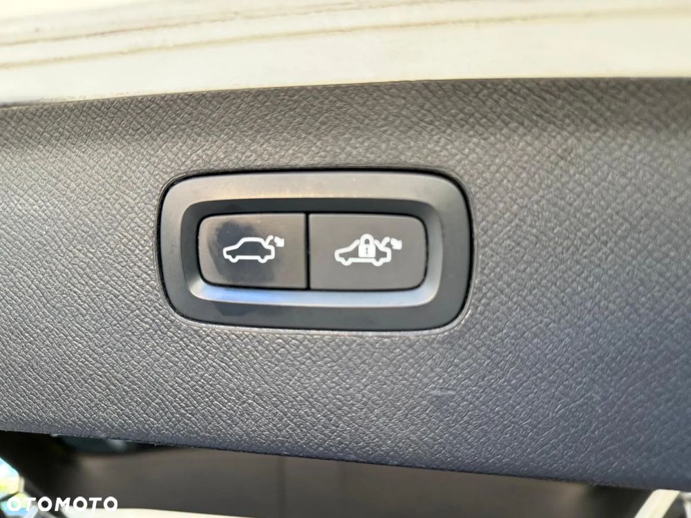 Volvo XC 90 T6 AWD Inscription 6os - 18