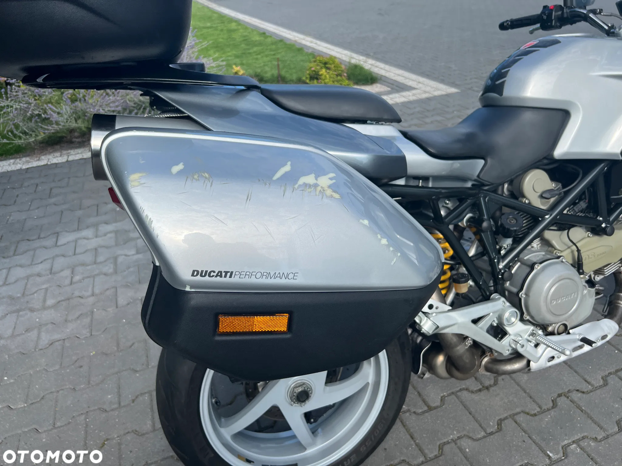 Ducati Multistrada - 16