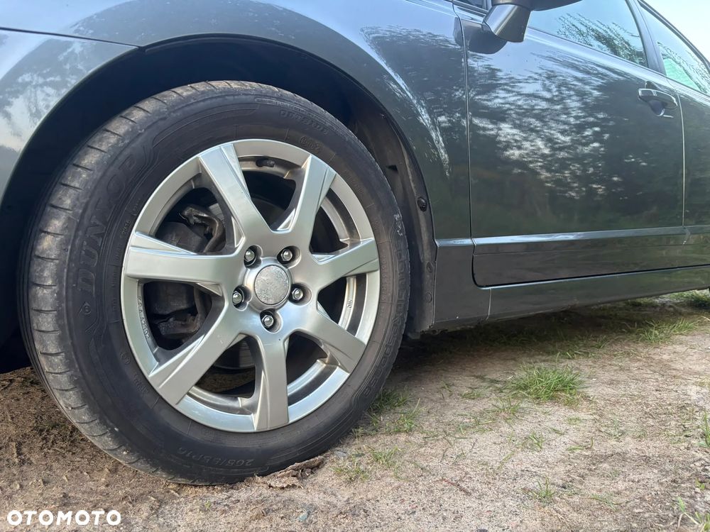 Honda Civic 1.8 Comfort - 17