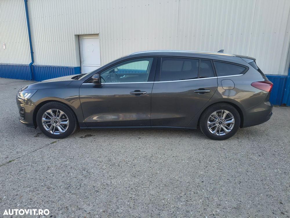 Ford Focus 1.5 EcoBlue Start-Stopp-System Aut. TITANIUM - 2