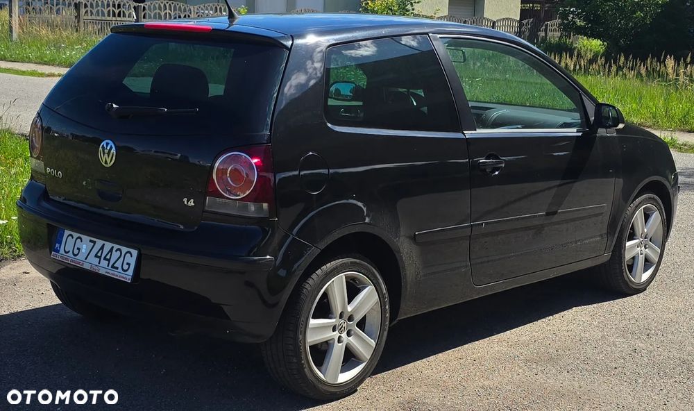 Volkswagen Polo 1.4 Comfortline - 4