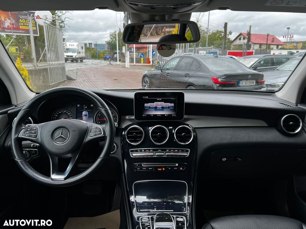 Mercedes-Benz GLC 250 4MATIC - 4