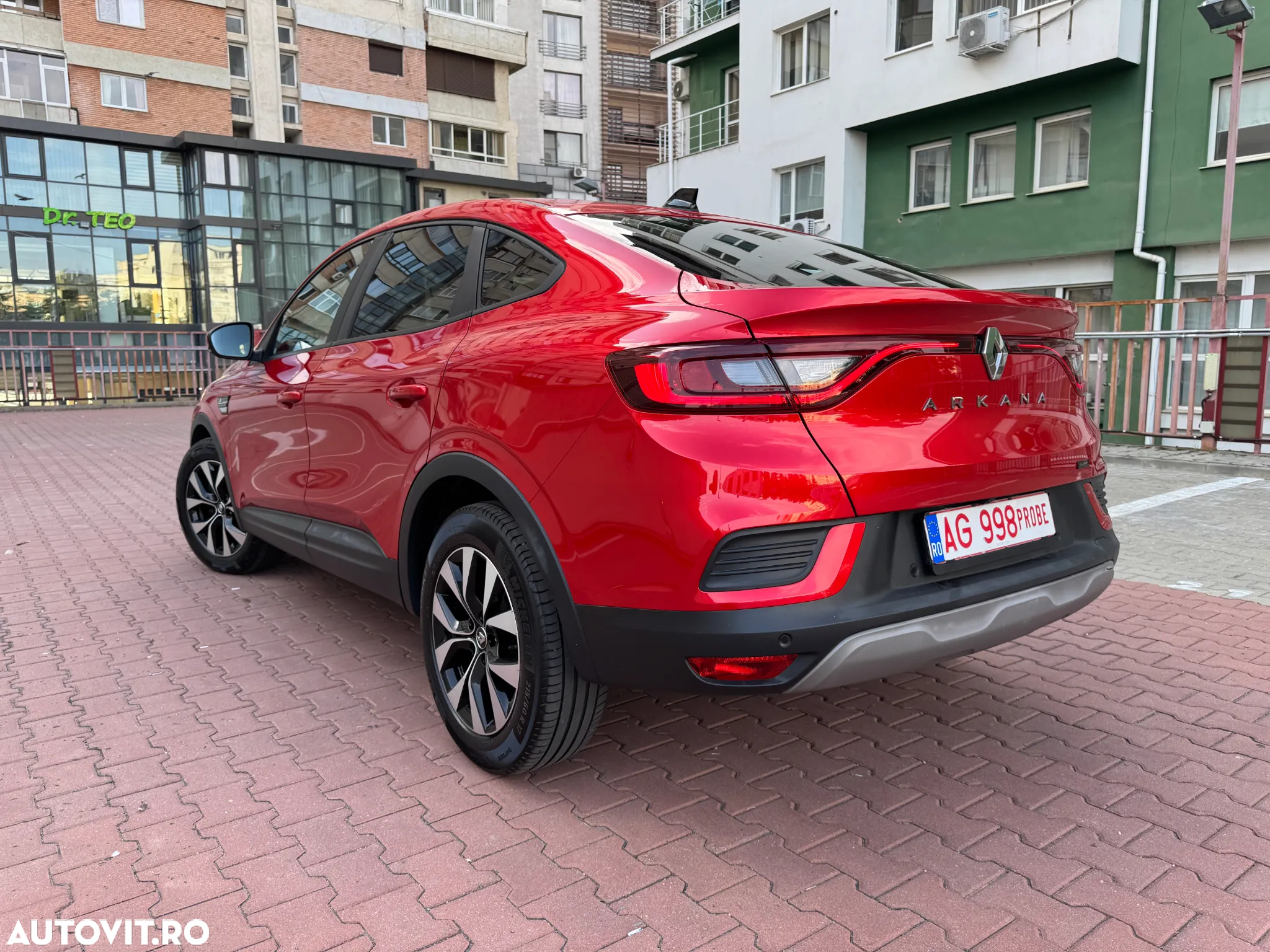 Renault Arkana E-TECH Hybrid 145 Techno - 36