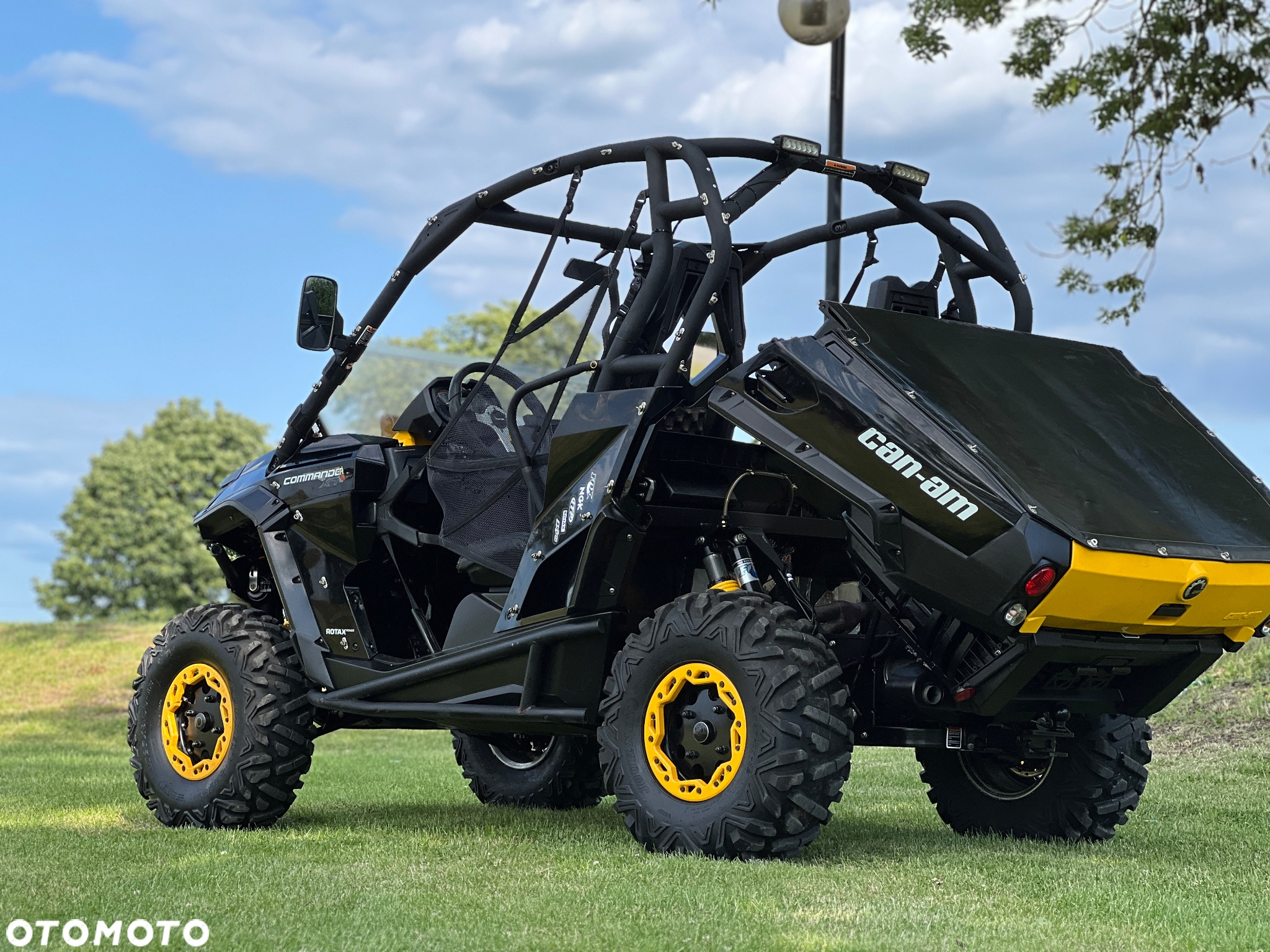 Can-Am Inny - 15