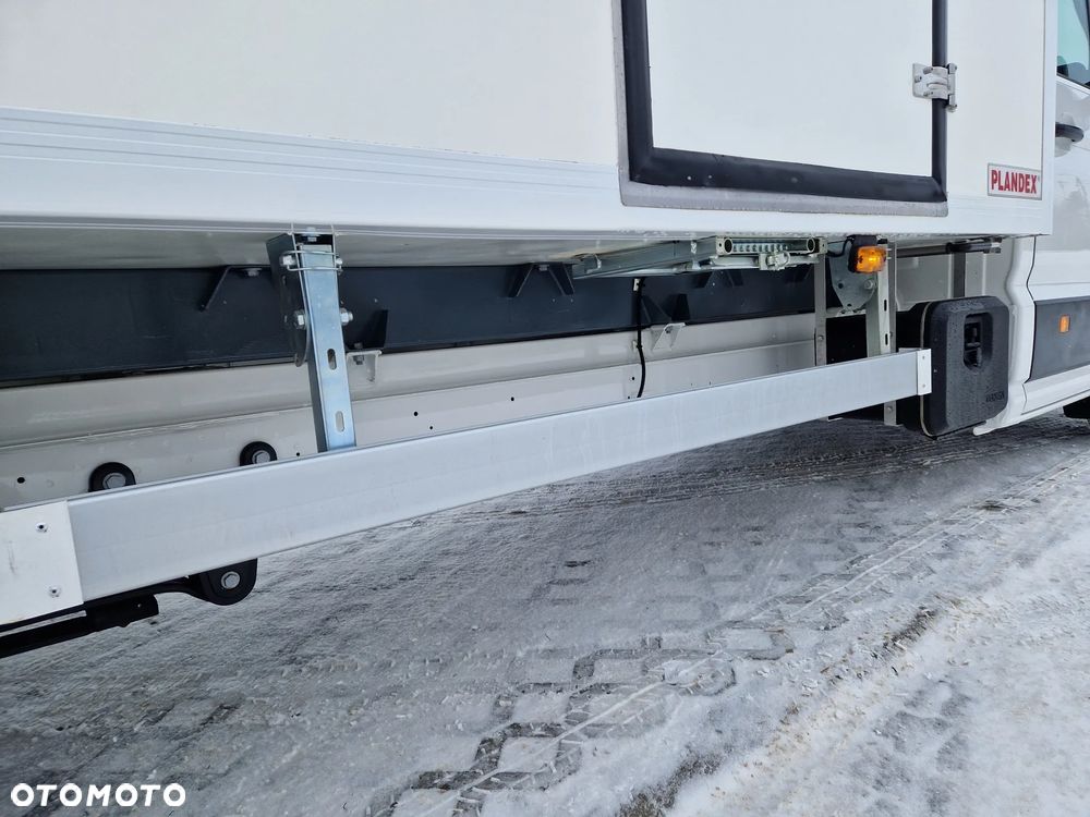 Volkswagen CRAFTER IZOTERMA IGLOOCAR - 37