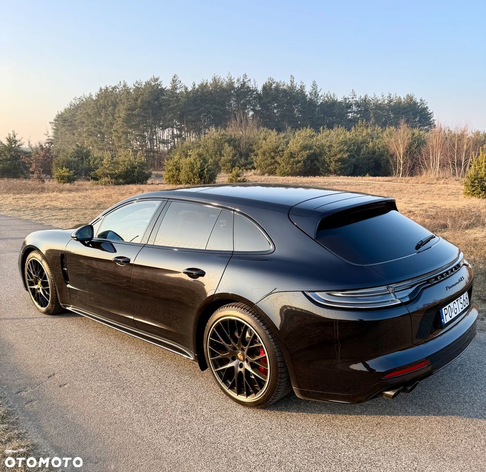 Porsche Panamera - 17
