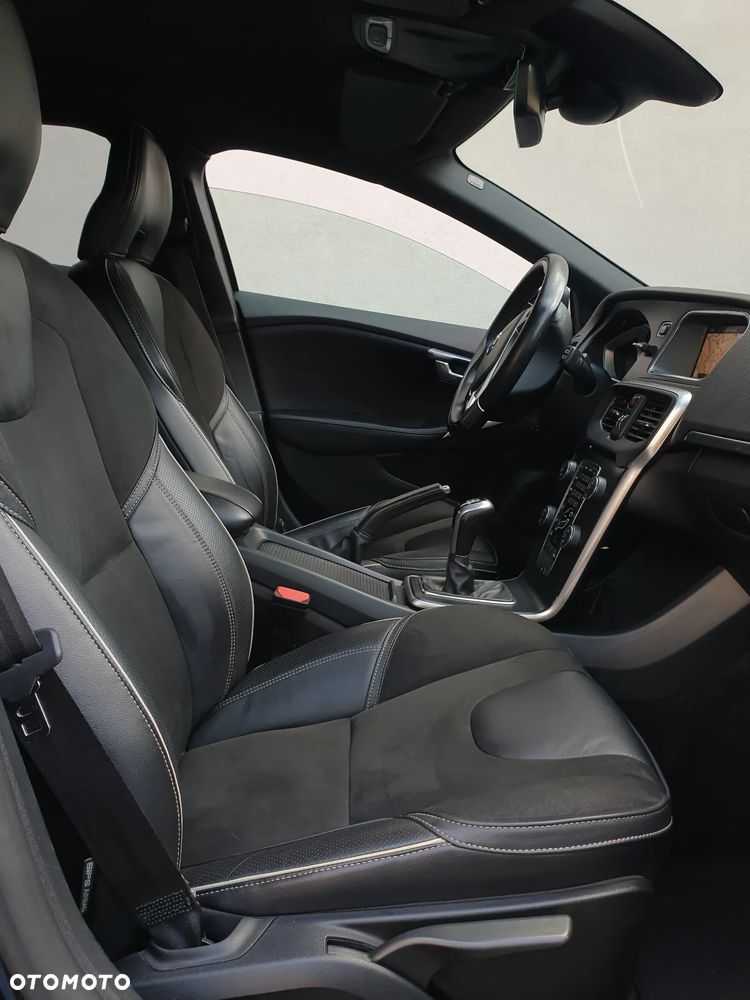 Volvo V40 D3 RDesign - 29