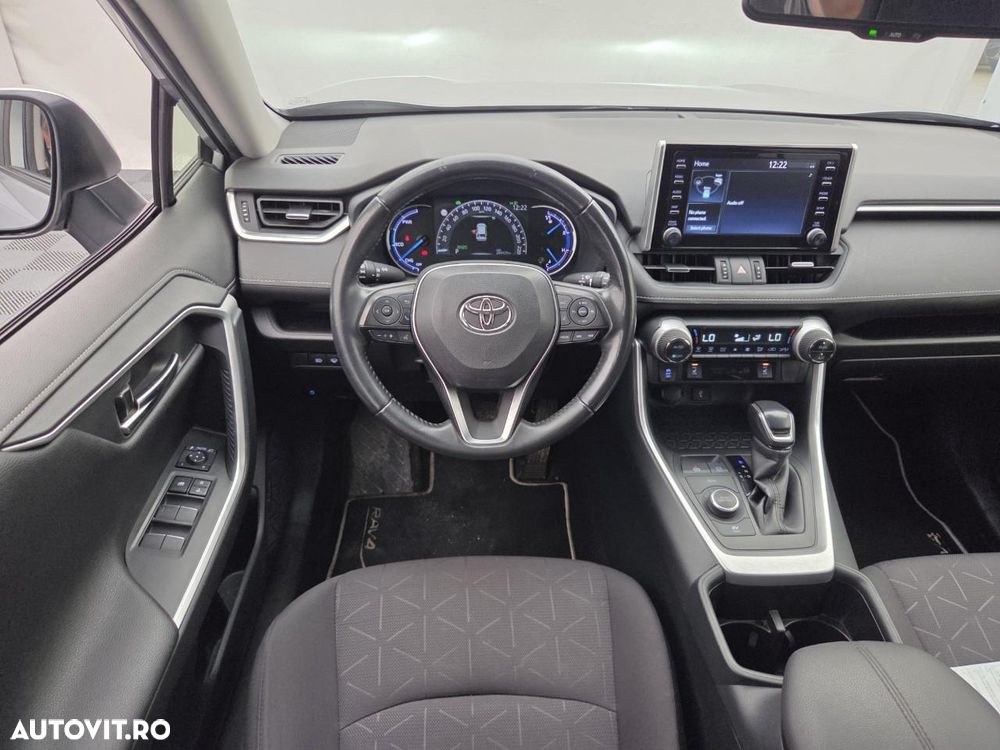 Toyota RAV4 - 5