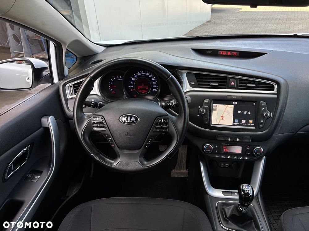 Kia Ceed 1.4 CRDi M - 10