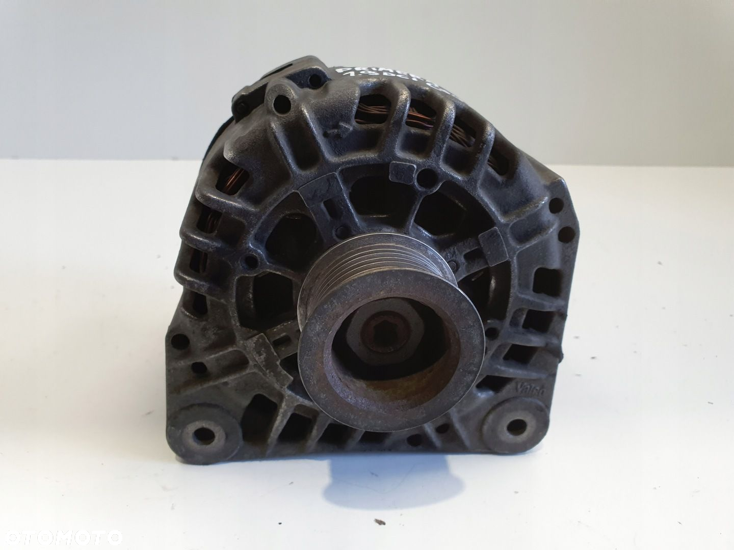 Nissan Primera P12 1.9 DCI ALTERNATOR 8200495305 valeo 125A - 3