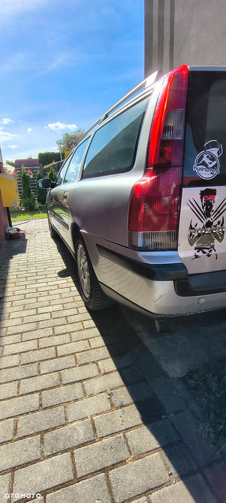 Volvo V70 2.4D5 - 18