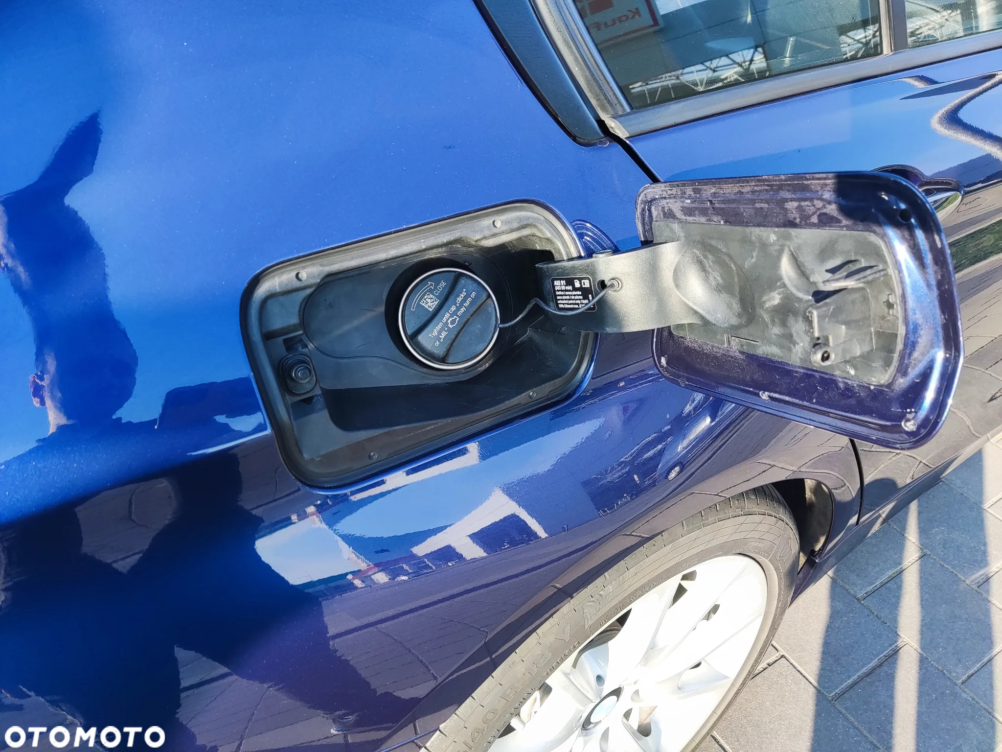 BMW Seria 3 320i - 12