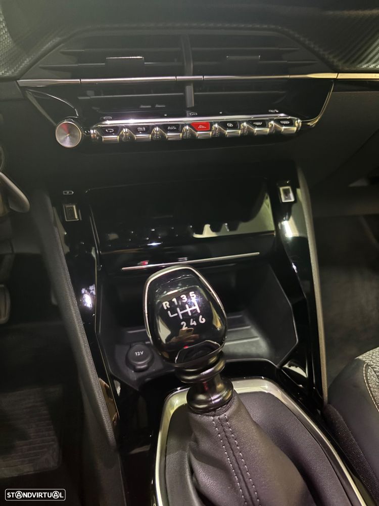Peugeot 2008 1.2 PureTech Allure Pack - 8