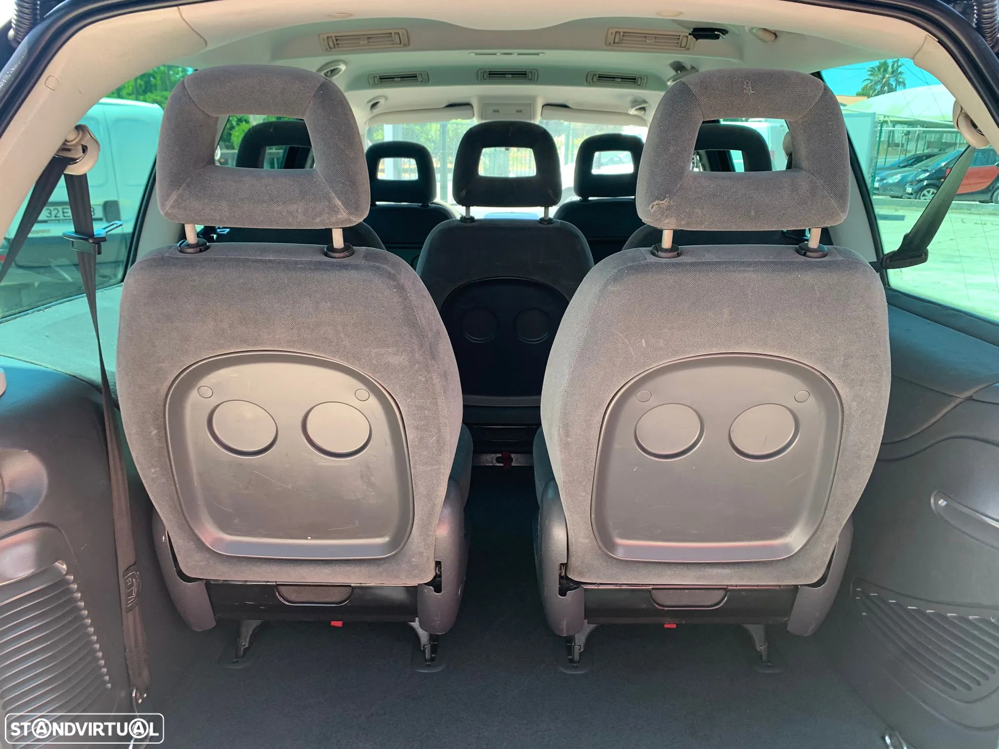 VW Sharan 2.0 TDi Confortline - 16