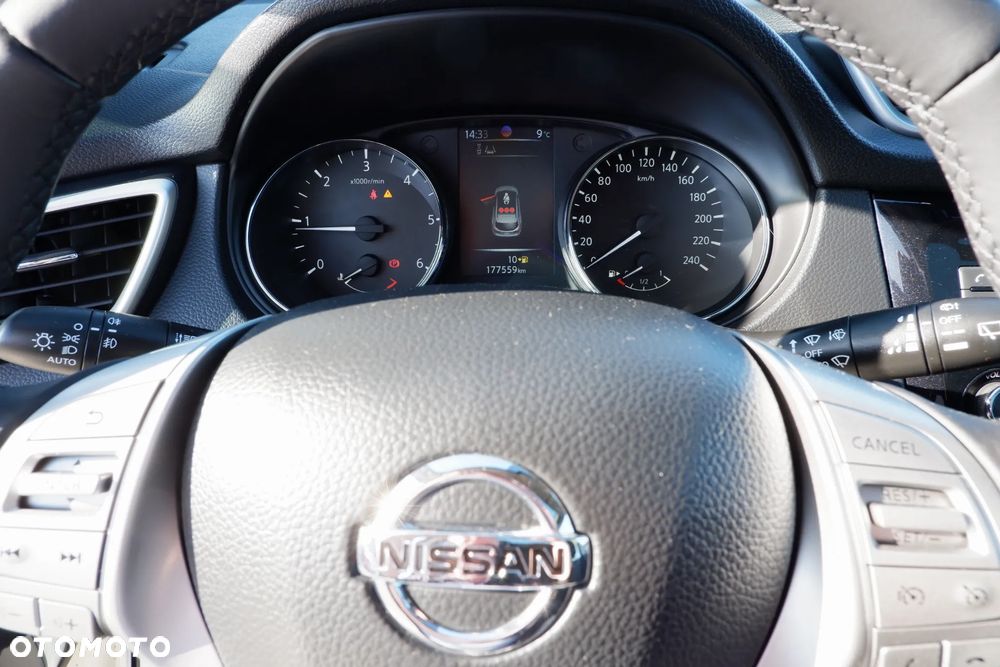 Nissan Qashqai 1.5 dCi N-Connecta - 15