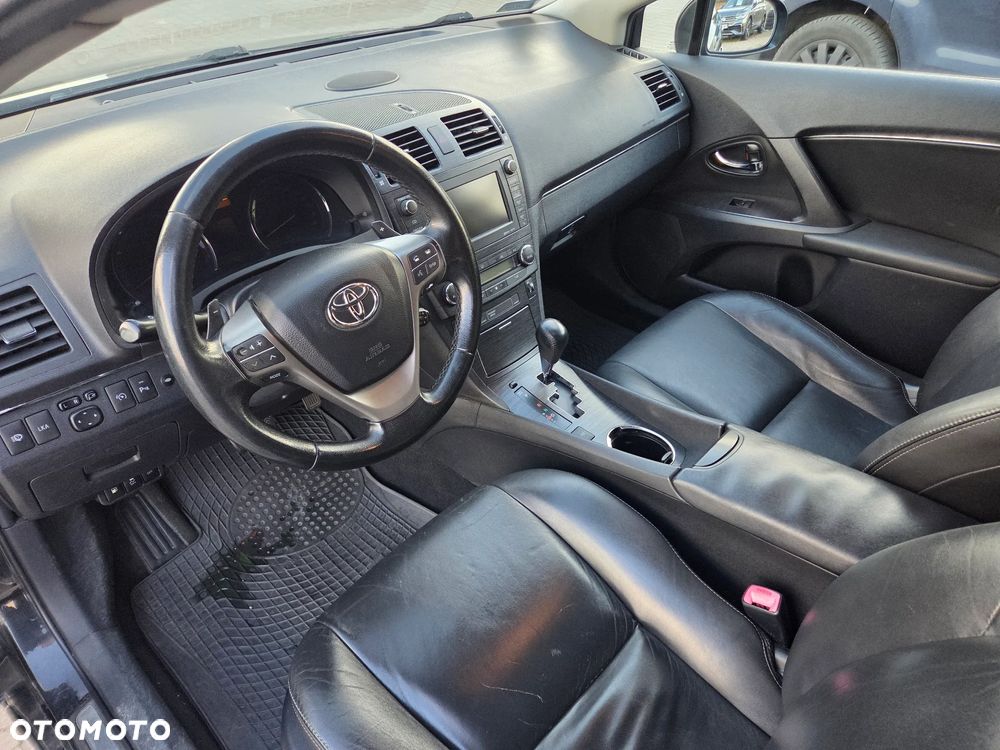 Toyota Avensis 2.2 D-4D Platinium - 11