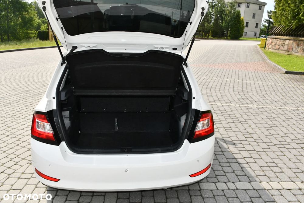 Skoda Fabia 1.0 Ambition - 12