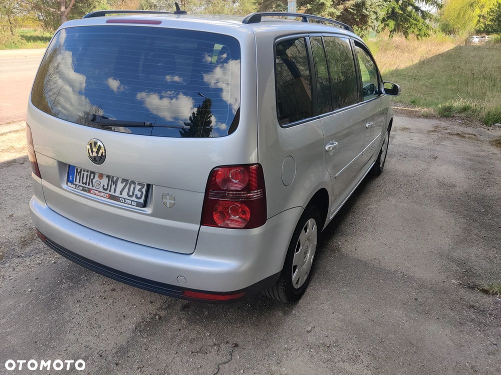 Volkswagen Touran 1.6 Freestyle - 5
