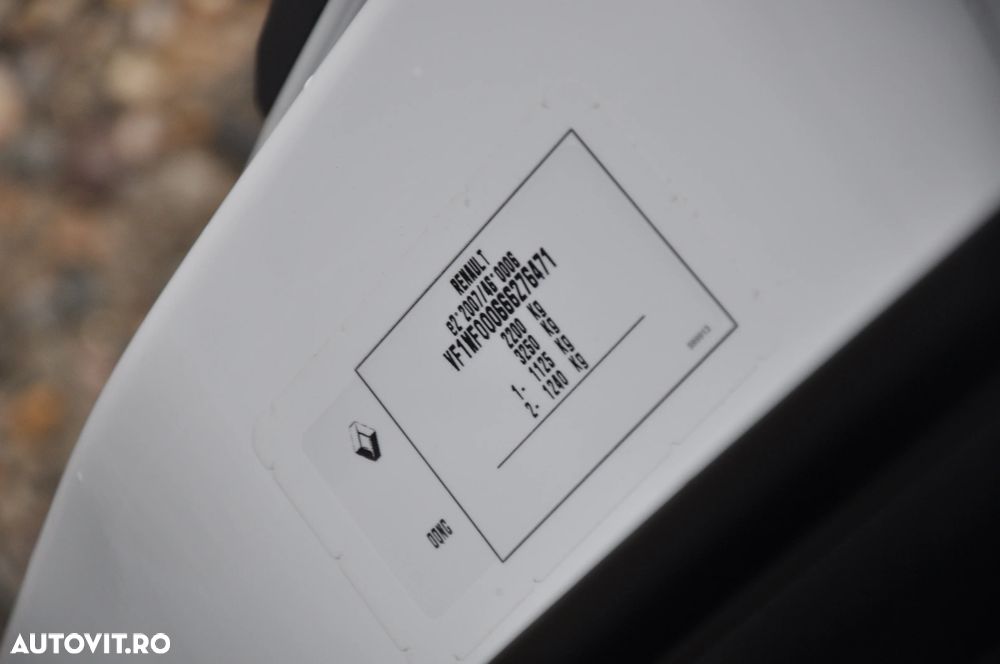 Renault Kangoo L2H1 Van - 23