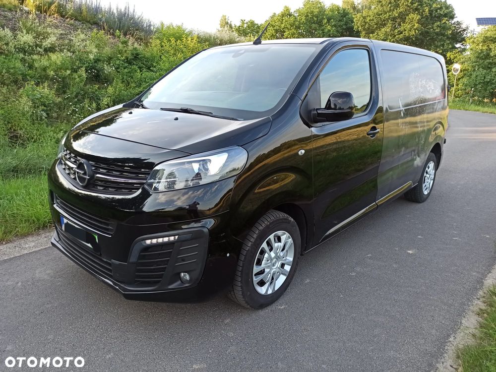 Opel VIVARO 2019R 2.0D 122KM 6 BIEGÓW LEDY 2XPDC GRZANE FOTELE TEMPOMAT WEBASTO MARTWE POLE KLIMATRONIC - 1